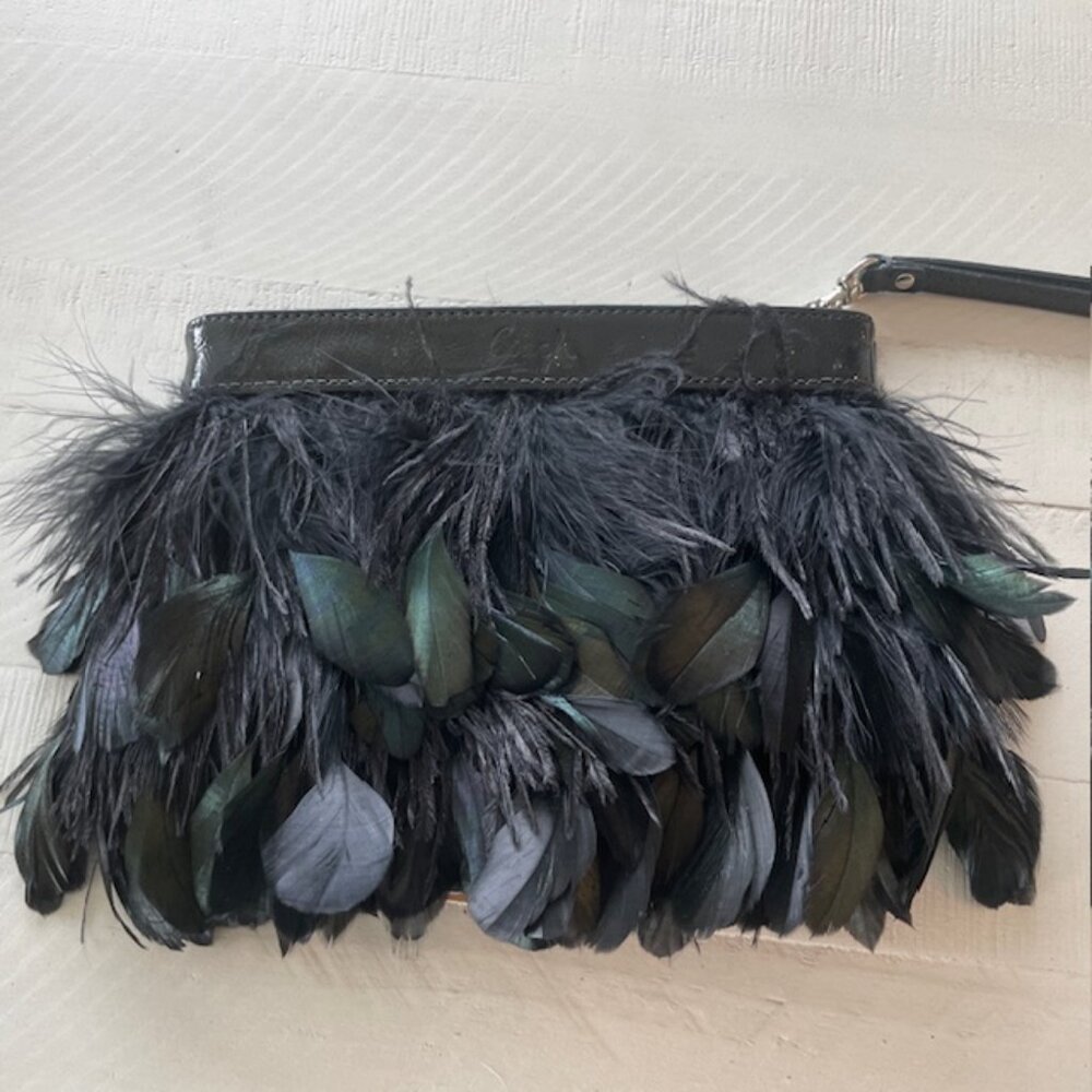 COACH OCCASIONAL FEATHER ZIP CLUTCH #44457 SILVER/BLACK PRE-OWNED